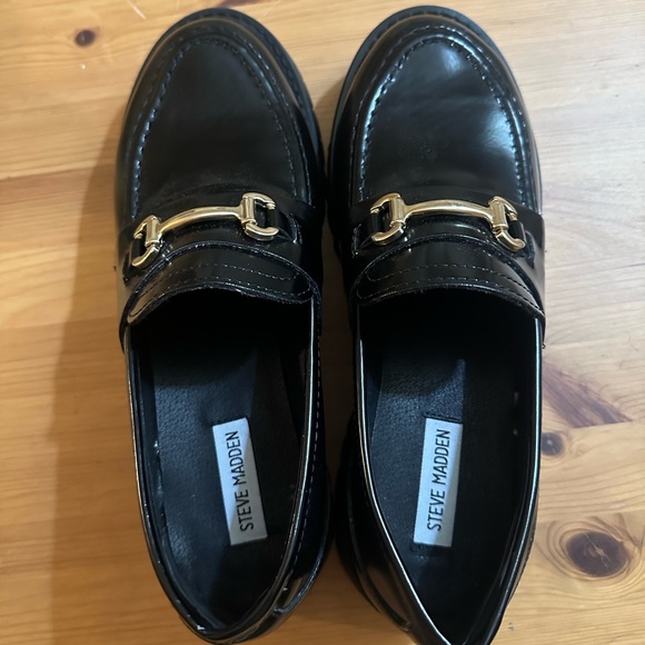 Steve Madden Lando Black Leather Loafers Size 10 - Picture 2 of 3